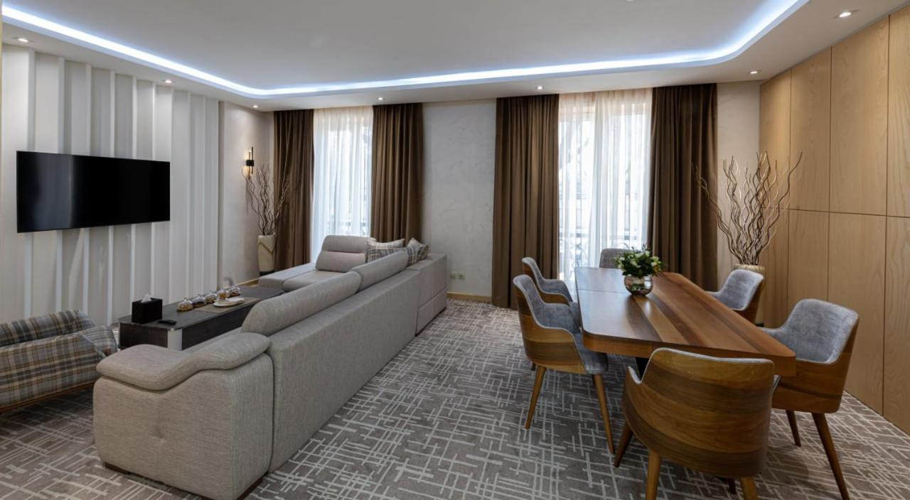 Lotte City Hotels Tashkent Palace Esterno foto